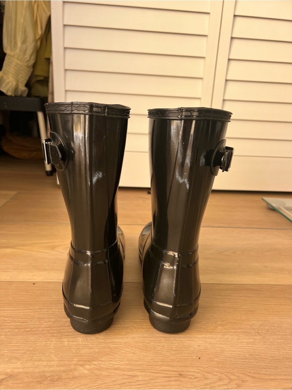 Hunter Glossy Black Mid-Calf Rain Boot with Side Buckle - Picture 5 of 9